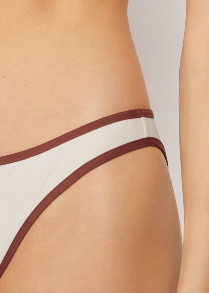 Bikini Altı Bicolor Piping