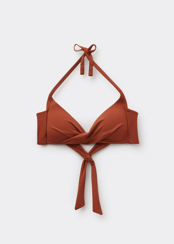 Dolgulu Üçgen Bikini Üstü Premium Fit