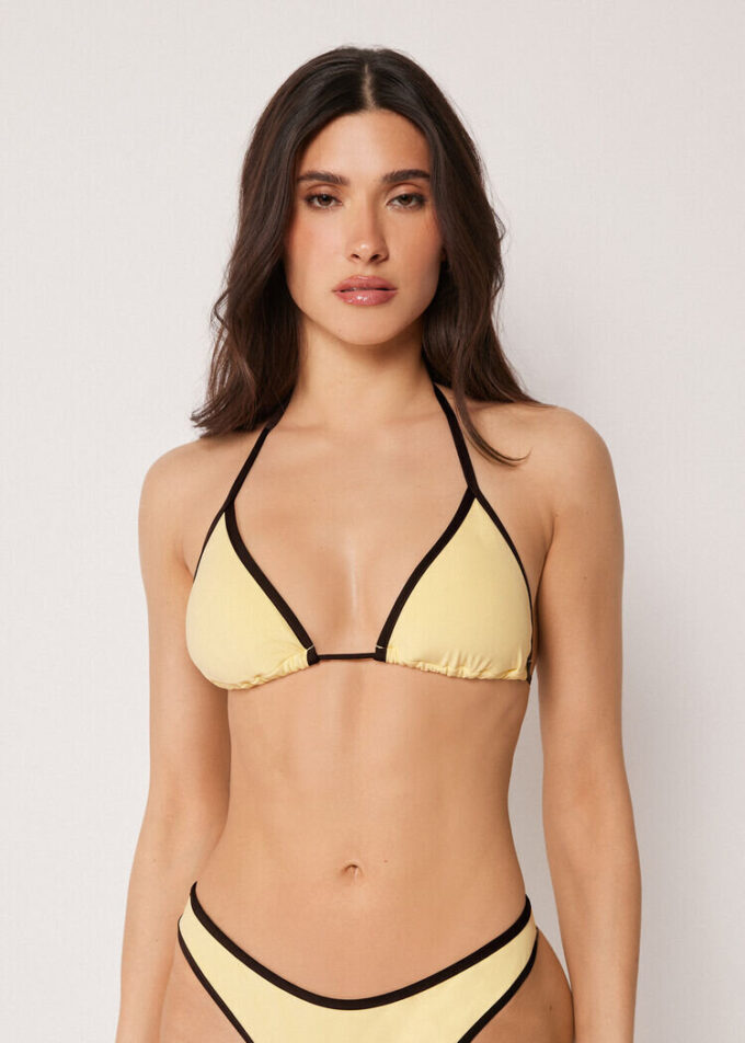 İki Renkli Biye Detaylı Üçgen Bikini Üstü